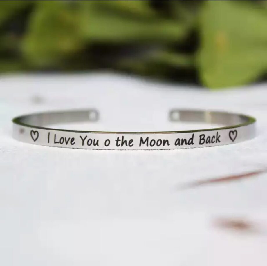 I Love You o The Moon and Back